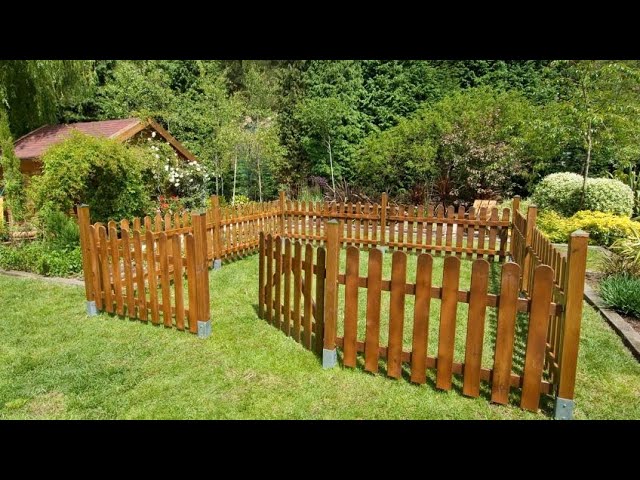 Cómo hacer un cerco para repeler ciervos en el jardín