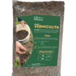 Cómo mejorar el sustrato de tus plantas con vermiculita