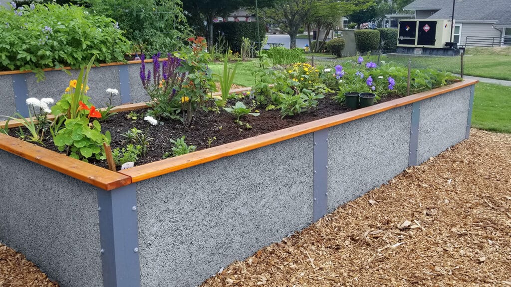 Cuál es el mejor método para pintar una cama elevada de jardín