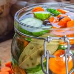 Qué especias son ideales para dar sabor a tus encurtidos